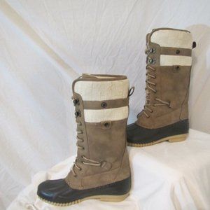 Woman's Size 9 Boots